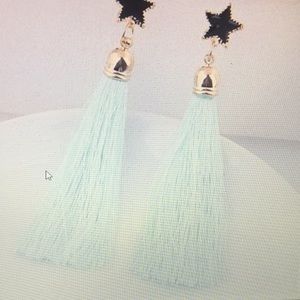 🆕 EARRING  LIGHT GREEN
